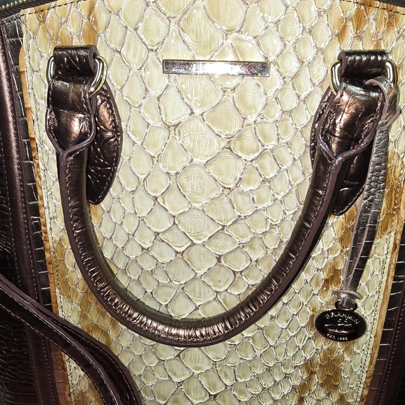 Brahmin NWO Tags Large Honey Carlisle Leather Satchel/Crossbody 15x12.5x4 - Picture 7 of 15